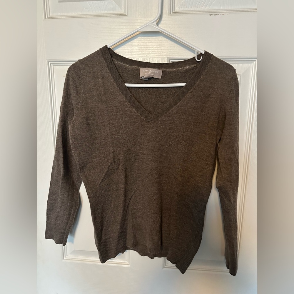 Banana Republic Factory Brown V-Neck Sweater